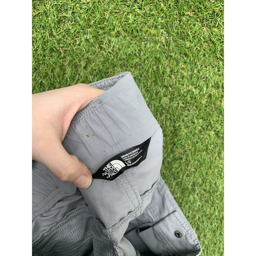 The North Face shop confidence